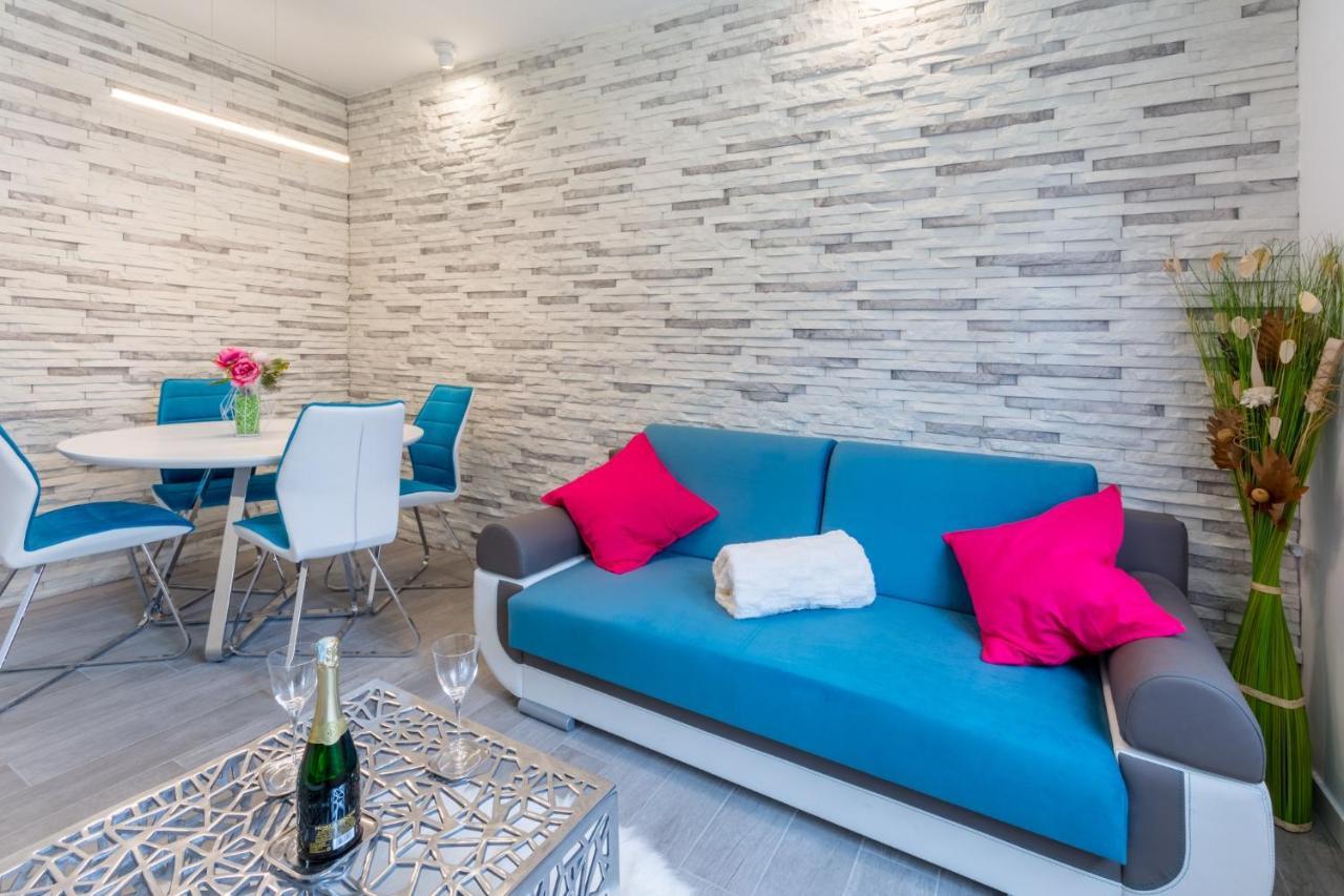 Apartments Niro Split Exterior photo