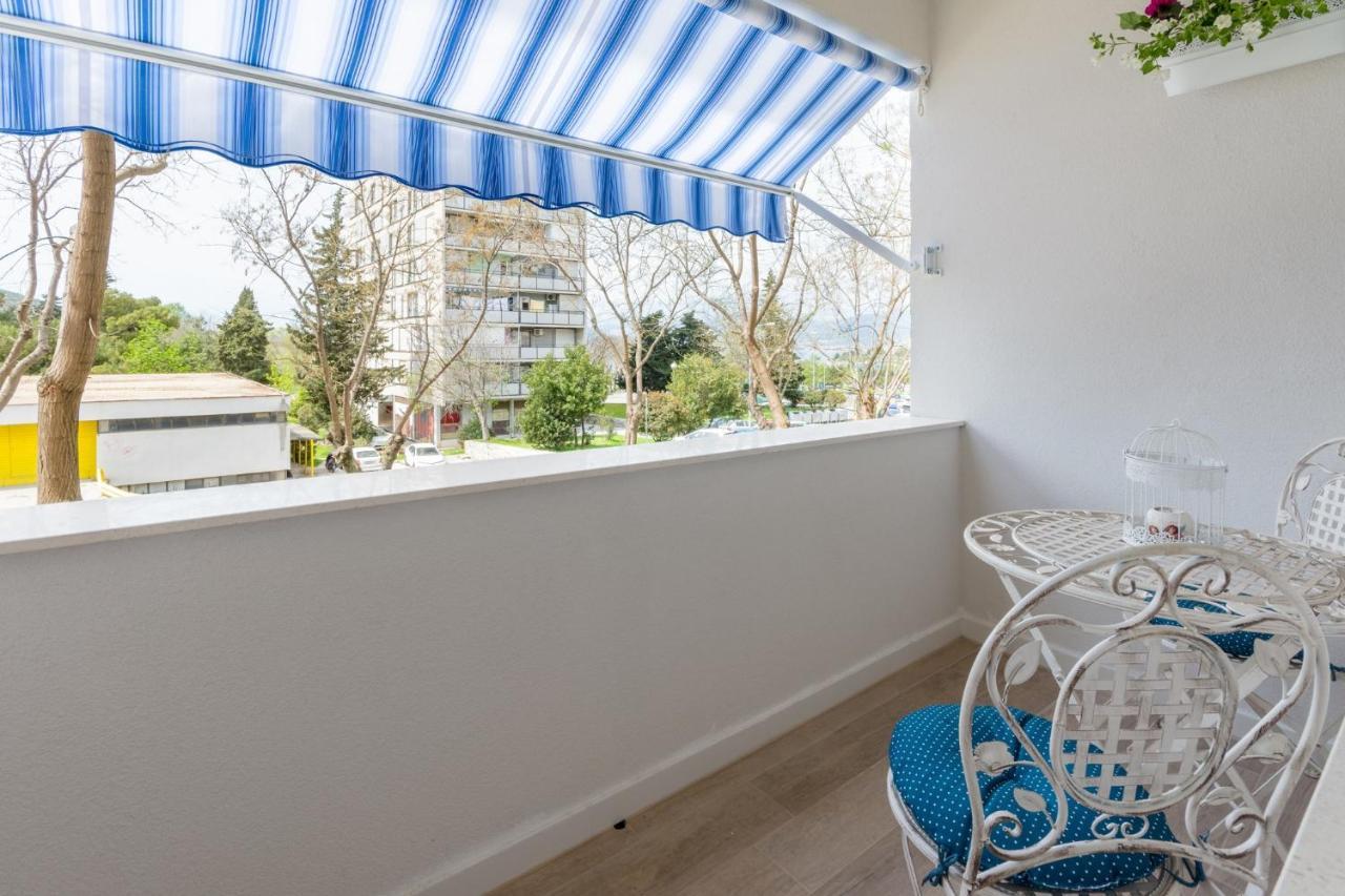 Apartments Niro Split Exterior photo